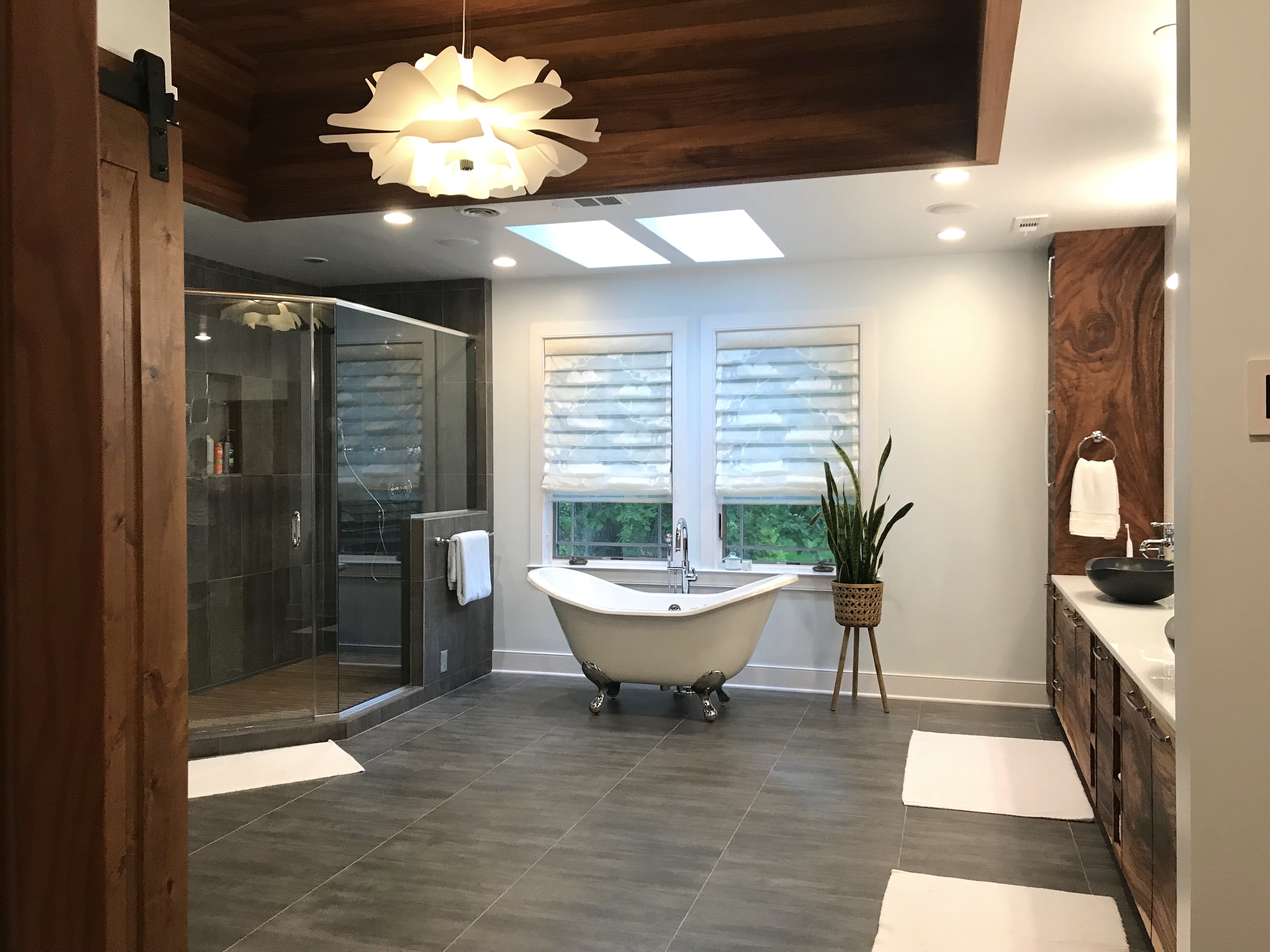 360° Design Installs Love Me Not Pendant in Modern Bathroom
