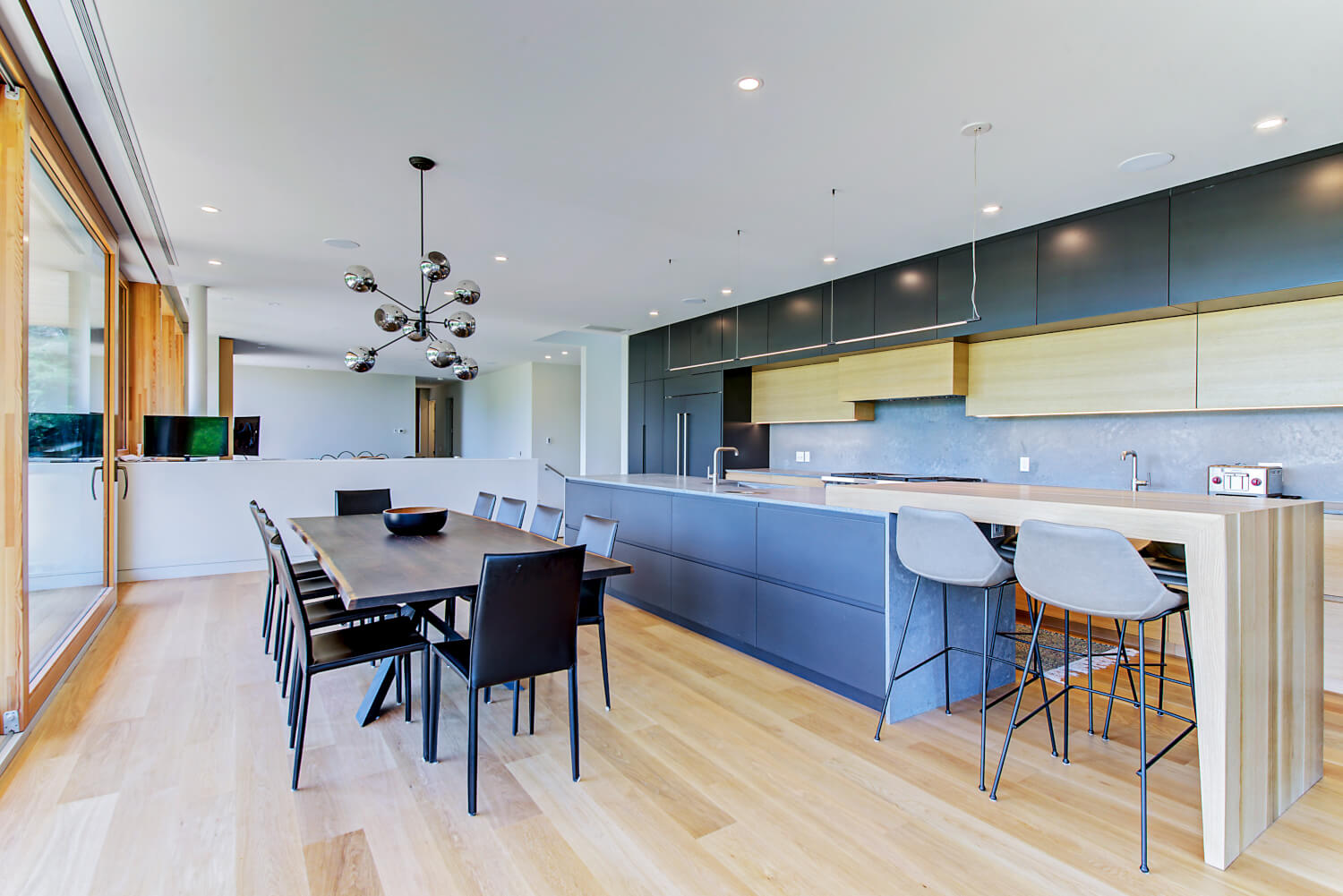 Juniper-THIN-Suspension-Alana-Fletcher-Kitchen-Whole-Interior-Space